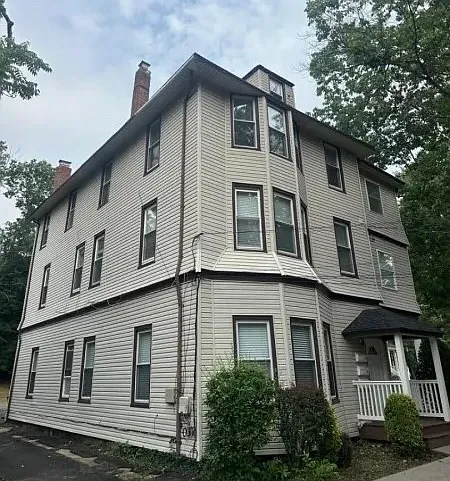 71 Dunnell Rd #2