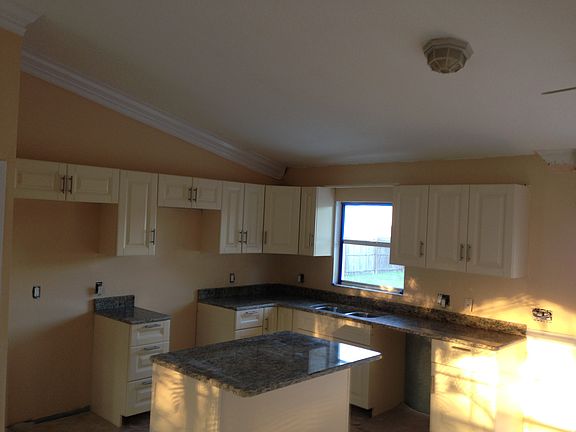 New Cabinets and Granite 