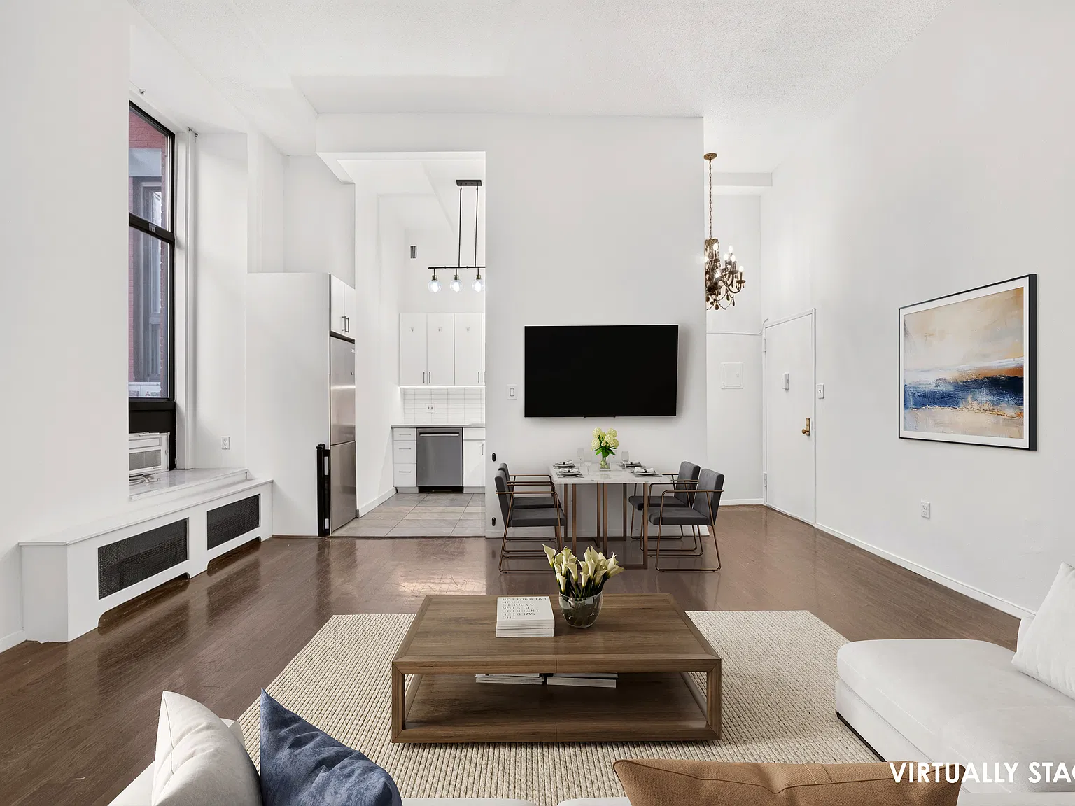 303 Mercer Street — Photo 3