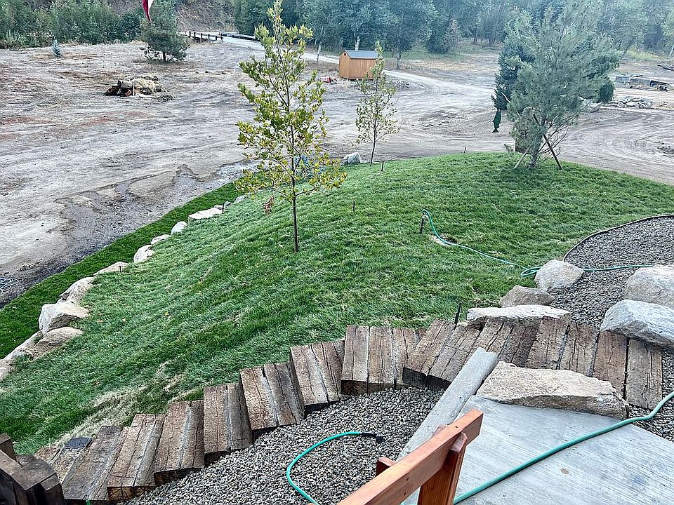 2nd image of 10 Thorn Creek Rd