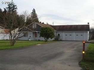 1912 Maple St, Myrtle Point, OR 97458