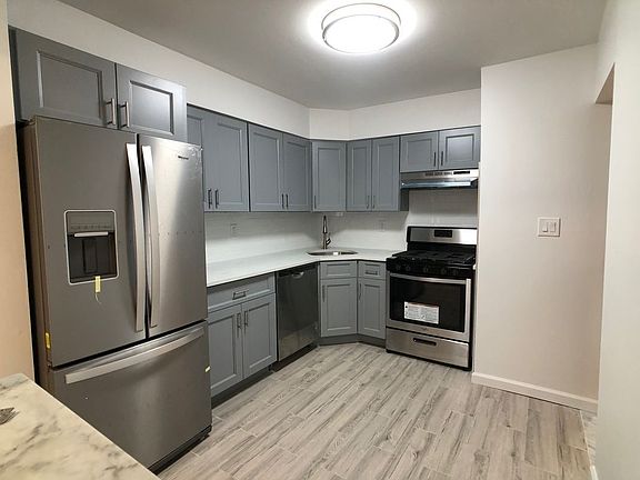 3rd image of 21-14 33rd Ave #3F