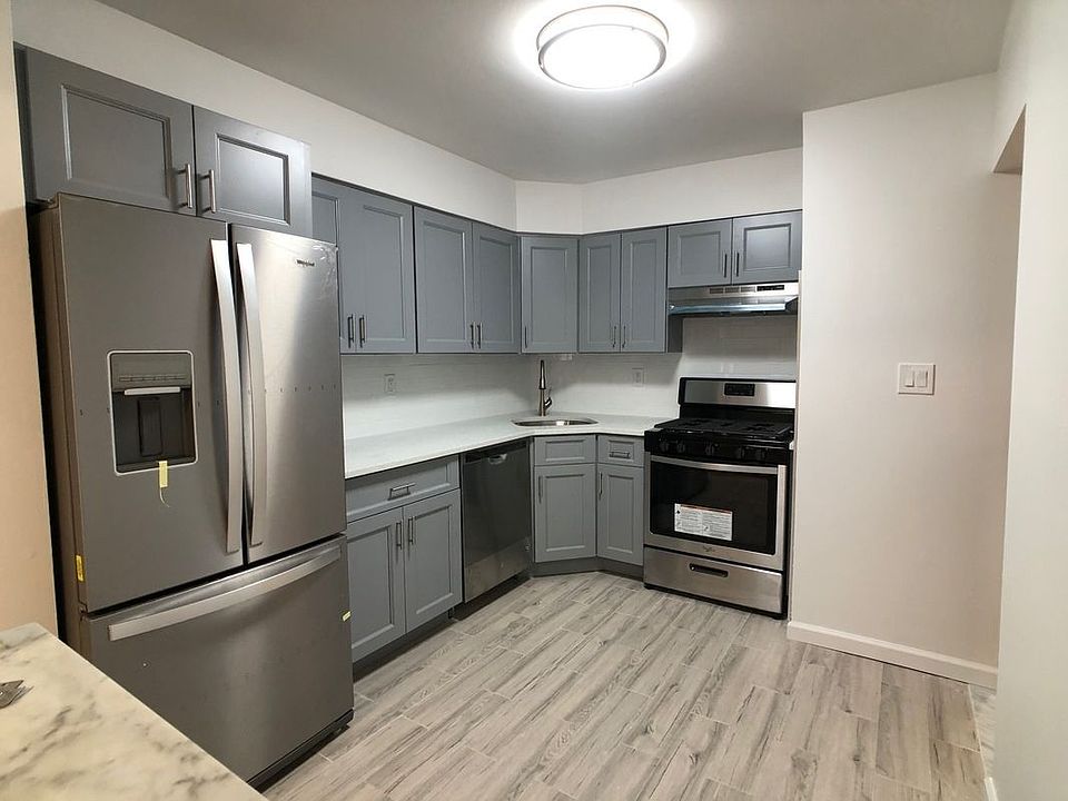 1st image of 21-14 33rd Ave #3