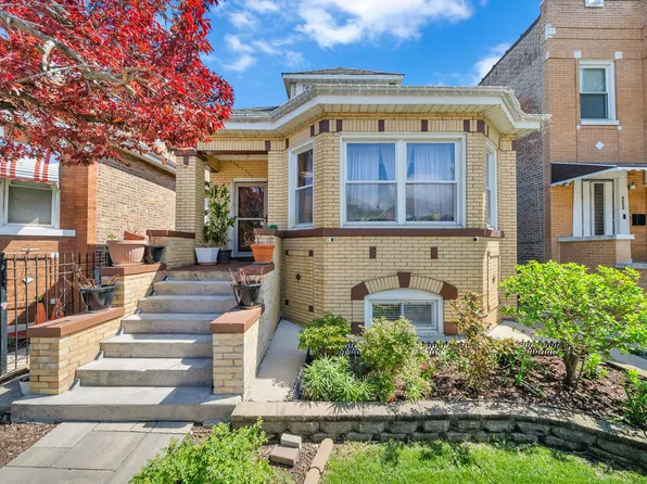 5551 S Albany Ave, Chicago, IL 60629