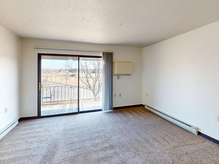 Park Place West Apartments — Photo 36