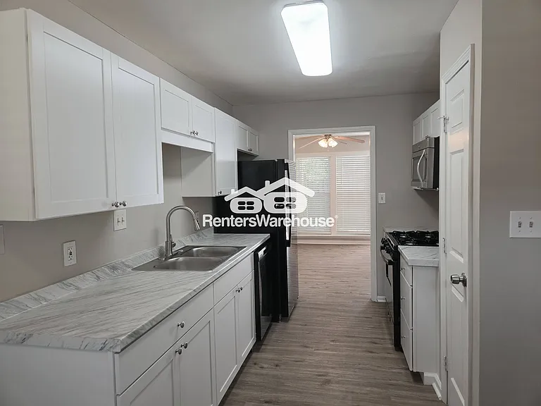 4891 Jenny Dr — Photo 15