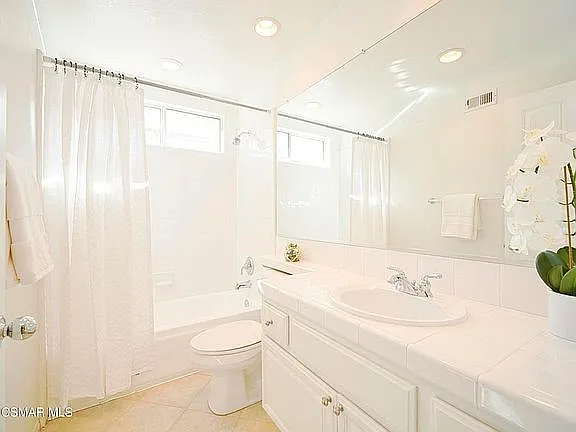 2877 Capella Way — Photo 38
