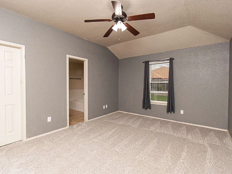 3200 Alamocitos Creek Dr — Photo 8