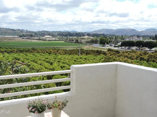 2803 Antonio Dr Unit 301, Camarillo, CA 93010