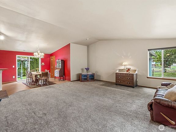 3rd image of 5197 Regan Road