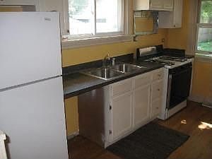 5th image of 1518 Hickory St