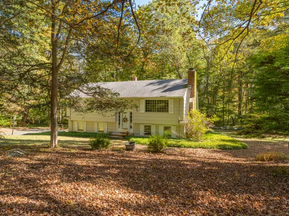 20 Strawberry Hill Road, Madison, CT 06443