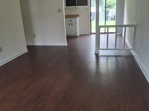 212 Faison Ave #A, Fayetteville, NC 28304