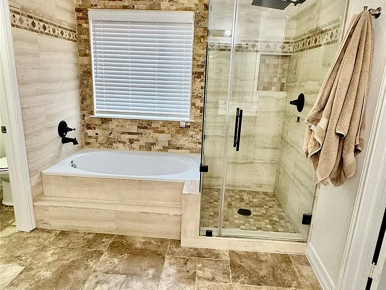21424 Quail Point Ln — Photo 34
