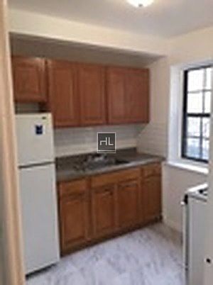2nd image of 14431 78th Ave #3