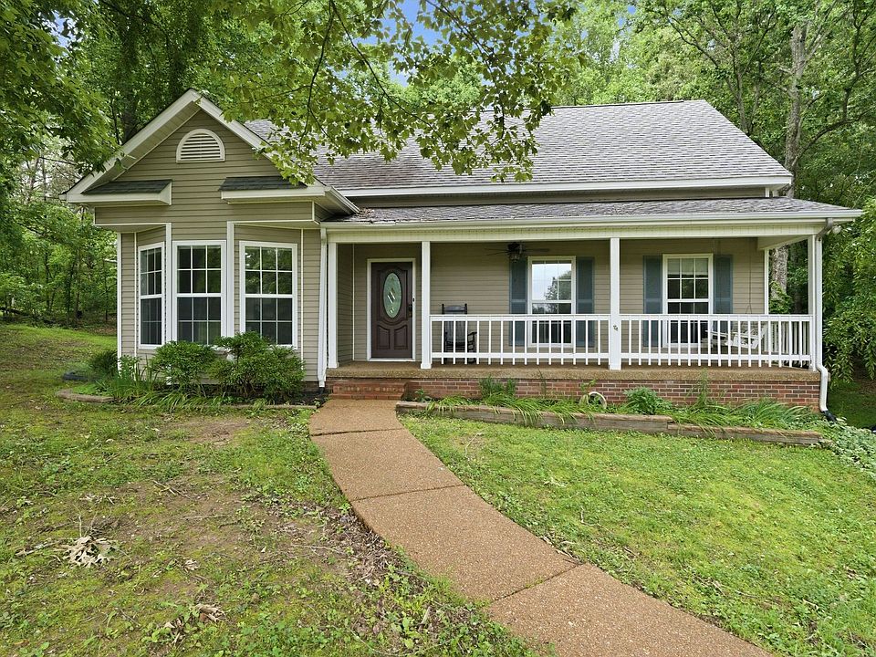 1st image of 608 Beechtree Ct
