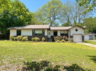 1307 S Cherry St, Ada, OK 74820