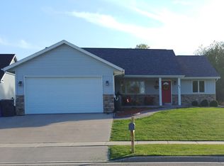 400 Ann St, Columbus, WI 53925