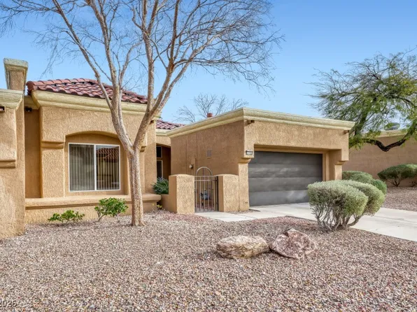 2744 Desert Crystal Dr, Las Vegas, NV 89134