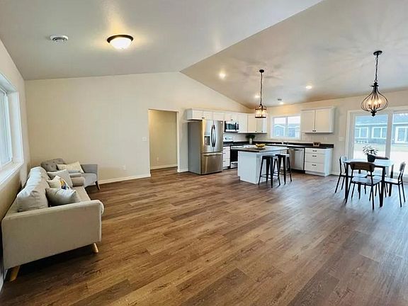 2nd image of 306 Sunset Ln