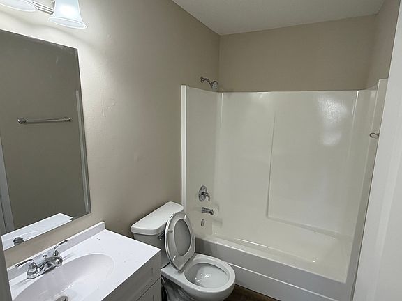 Full bathroom