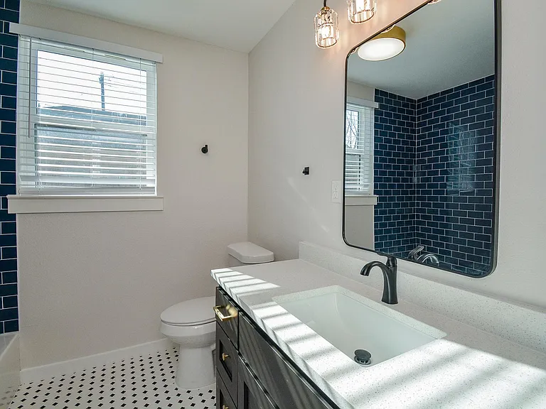 2916 Arbor St — Photo 17