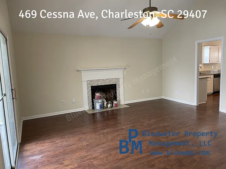 469 Cessna Ave — Photo 4