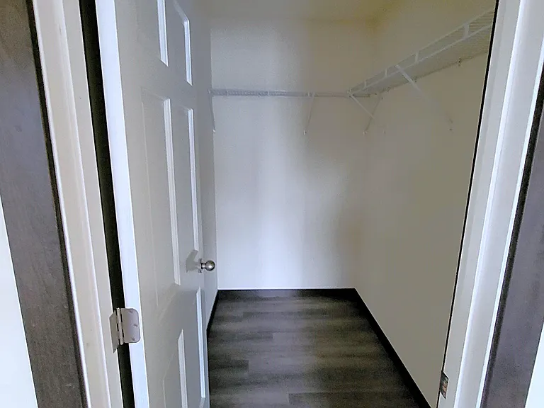 303 S Wasson Ln #E — Photo 15