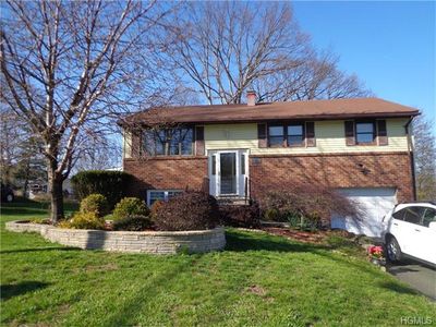 71 Pine Dr, Stony Pt, NY, 10980