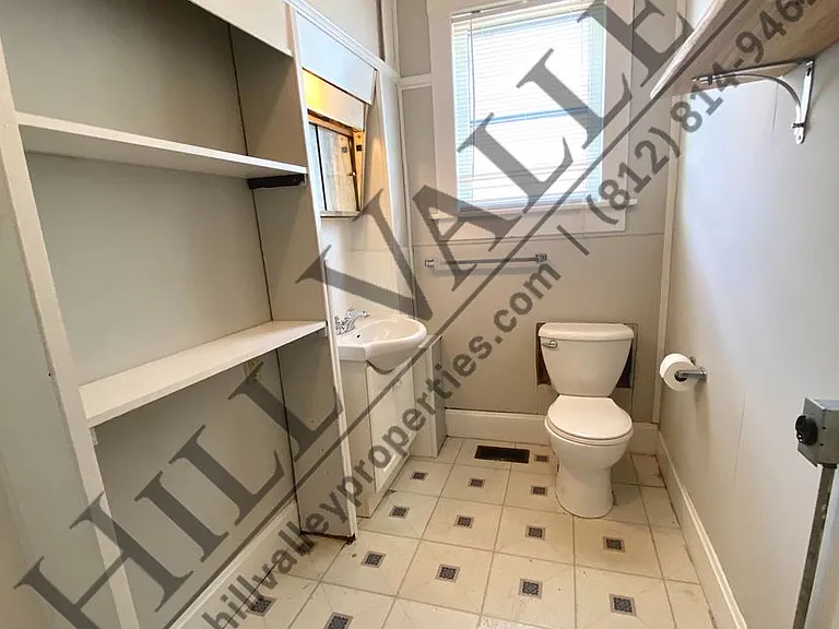 229 S 17th St — Photo 13