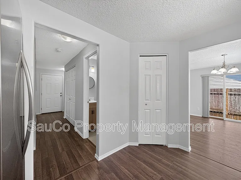 48 S 17th Ct — Photo 8