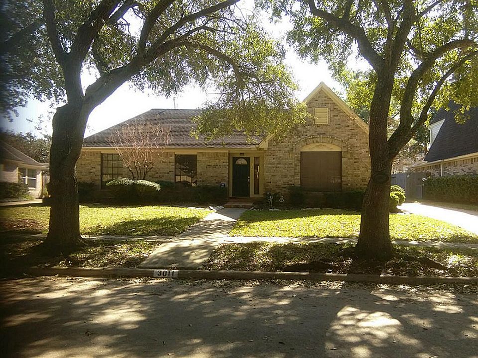 1st image of 3011 E Steepbank Cir