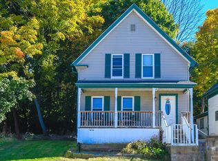 32 Spring St, Franklin, NH 03235