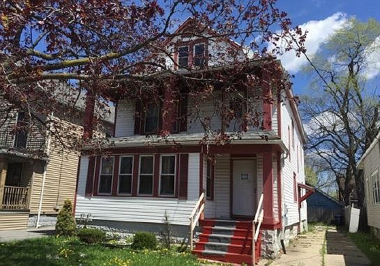 1st image of 83 Parkridge Ave