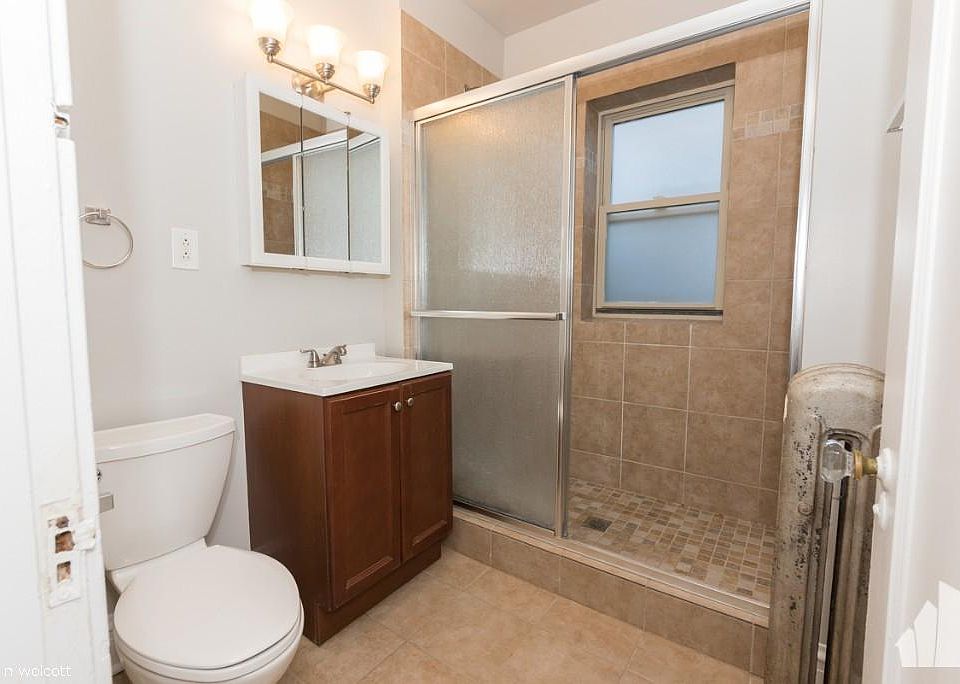 1st image of 4516 N Wolcott Ave #1528