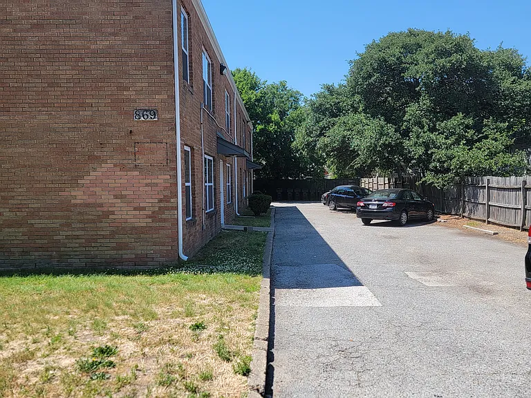 869 W Ocean View Ave #8 — Photo 13