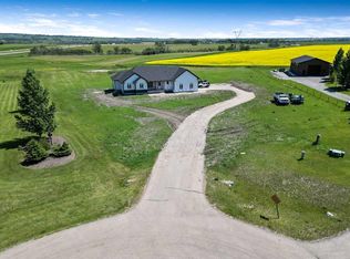 349062 NW Tamarack Dr E, Rural Foothills County, AB T1S5B8
