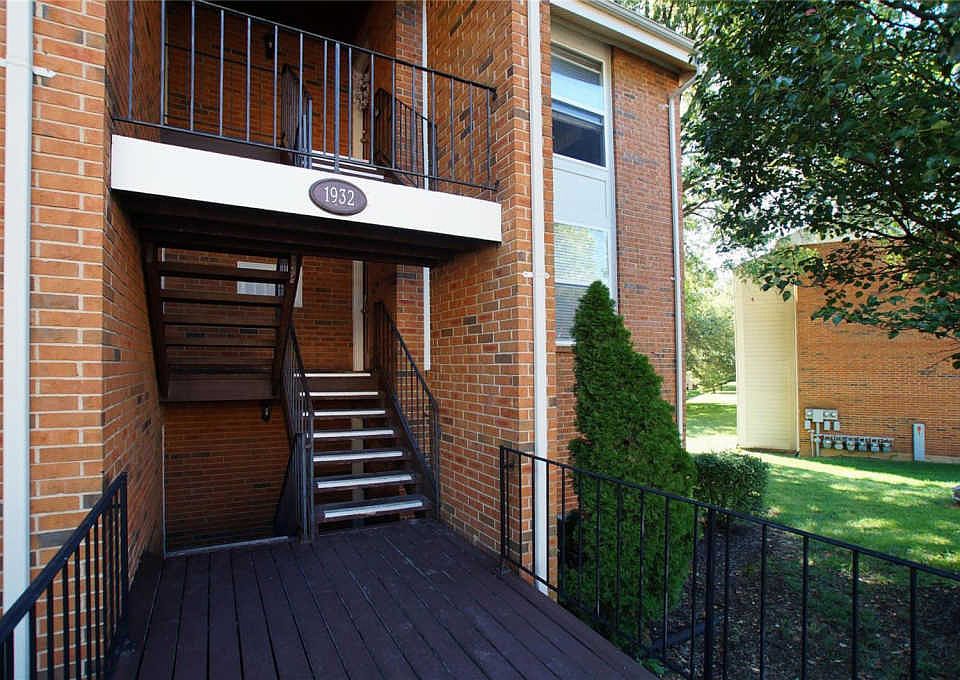 Greenbriar Condominiums Saint Louis, MO Zillow