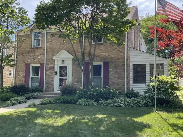 7728 6th AVE, Kenosha, WI 53143