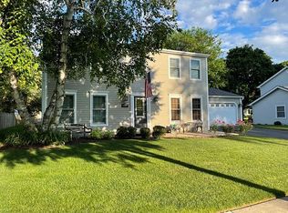 1415 Brush Hill Cir, Naperville, IL 60540