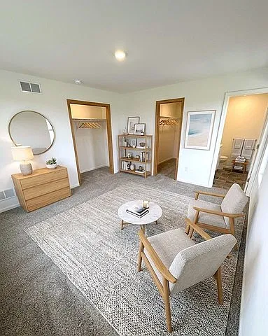 3 bed, 2.5 bath, 1758 sqft, $2,600 — Photo 3