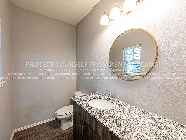 1374 N Corsica Dr — Photo 5