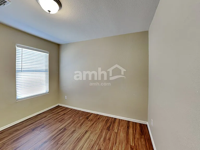 25788 W Nancy Ln — Photo 20