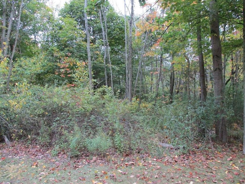 1st image of Glenn Oaks Dr #5