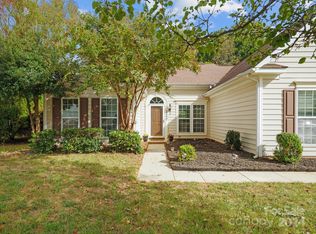 2010 Fairburn Ct, Fort Mill, SC 29708
