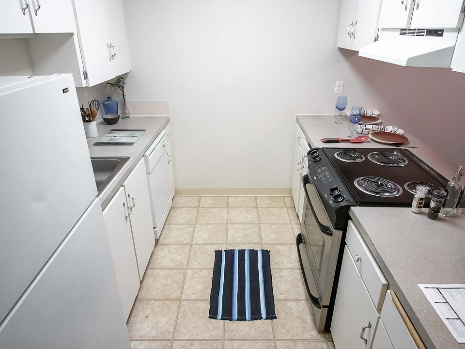 1 bedroom Kitchen space