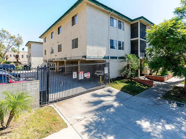 2622 S Hobart Blvd #14 — Photo 17