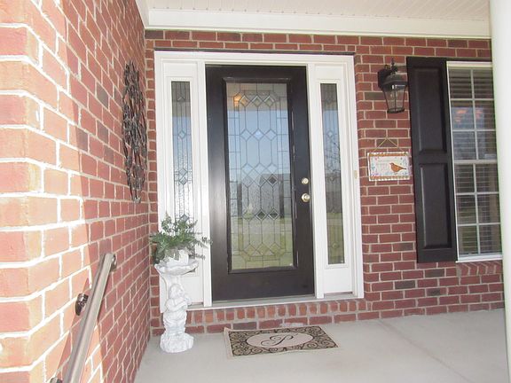 2nd image of 716 Haynes Dr
