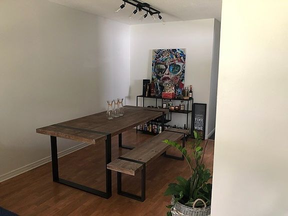 5th image of 376 Melanie Ave #1