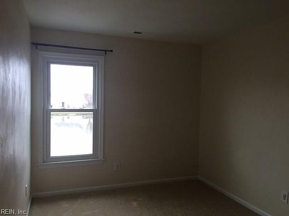 4th image of 717 Goodard Dr